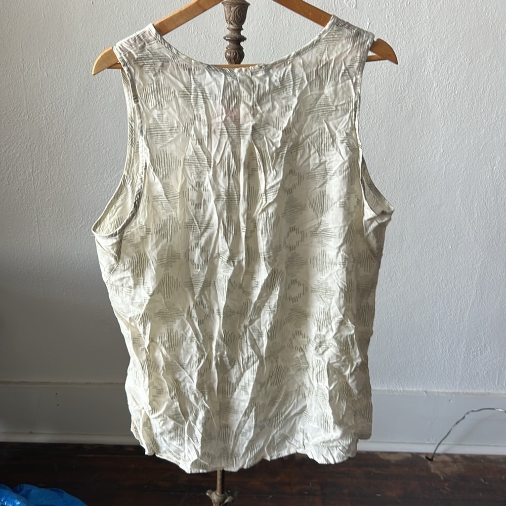 NWT The North Face Women's Sleeveless Tank Top Blouse Size XL - Picture 4 of 5